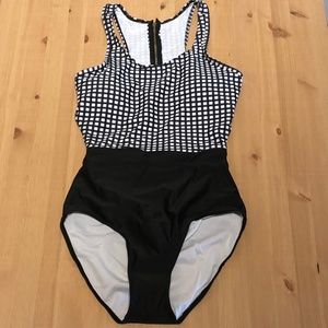 Monokini, black and white, M